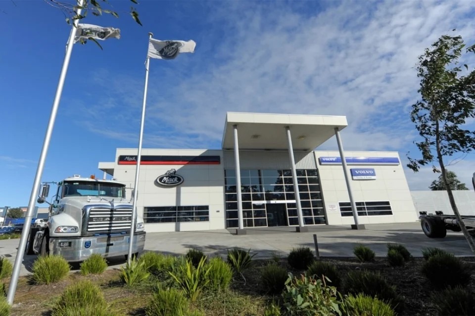 Vehicle Service Facilities construction by Drayton Group